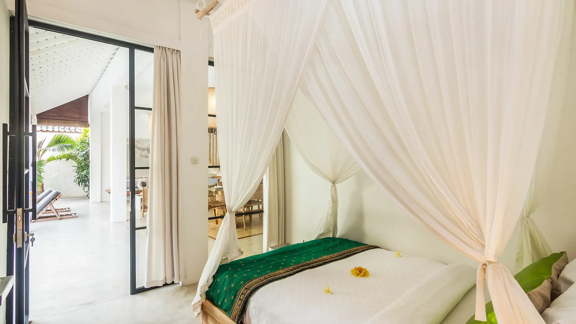 Villa Pippa Seminyak Indonesia